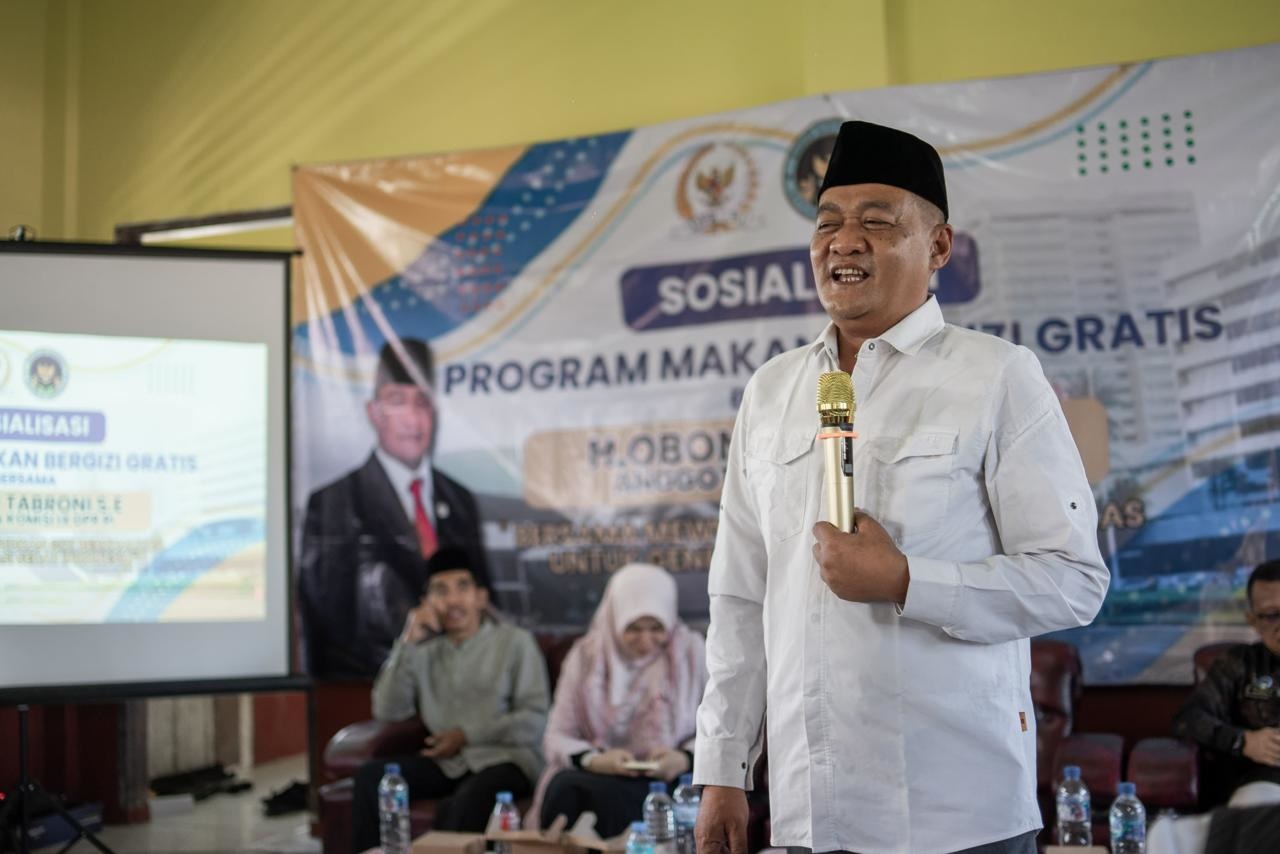 Sosialisasi Program Makan Bergizi Gratis (MBG) Bersama Anggota Komisi IX DPR RI di Karawang