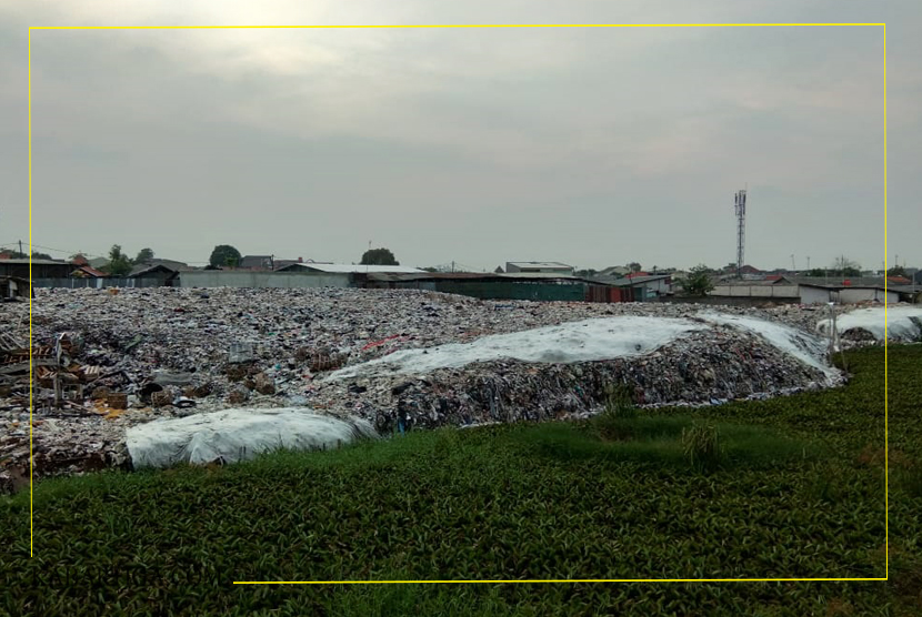 Kawali Soroti Tumpukan Sampah di Kawasan Grand Kamala Lagoon