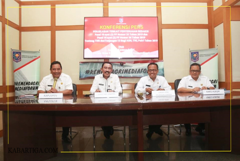 Kemendagri Minta Pemda Cairkan THR Tepat Waktu