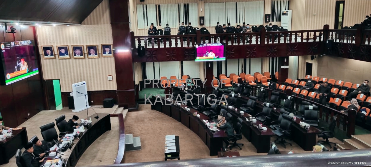Sahkan 5 Perda, Rapat Paripurna DPRD Kota Bekasi Banyak Ditinggalkan Anggota Dewan
