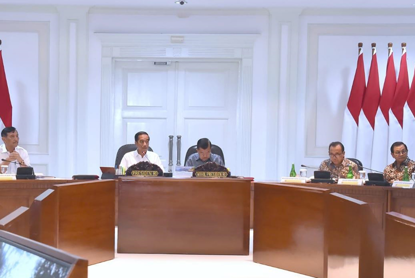 Presiden Jokowi Akan Kawal Langsung Pembangunan PLTSa di 12 Daerah