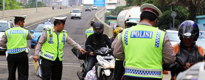 Tidak Terima Ditilang Driver Ojek Online Protes ke Polisi