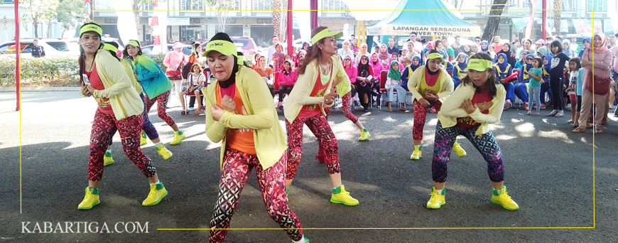 Zumba Meriahkan Puncak Kemerdekaan HUT RI ke-72 Warga Grand Wisata